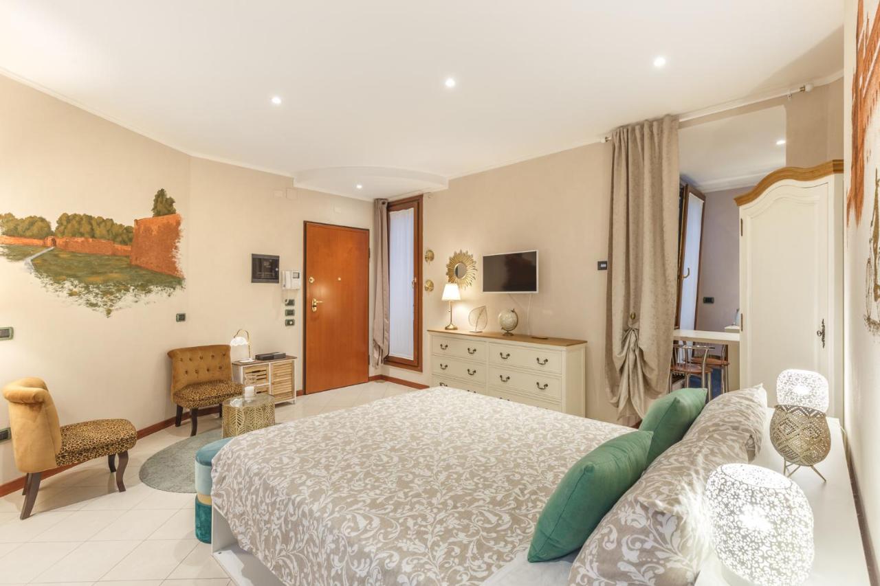 A Due Passi Dal Castello Apartment Ferrara Exterior photo